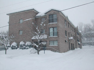 1047 MISSISSAGA ST West 201, Orillia, Ontario (ID 070276)