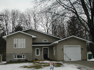 3395 LEE AVE , Severn Township, Ontario (ID 072162)
