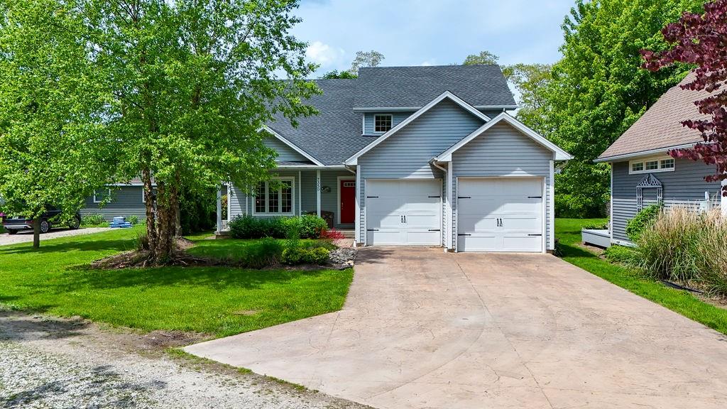 7359 BLUE POINT BAY Path, Plympton-wyoming, Ontario (ID 25000717)