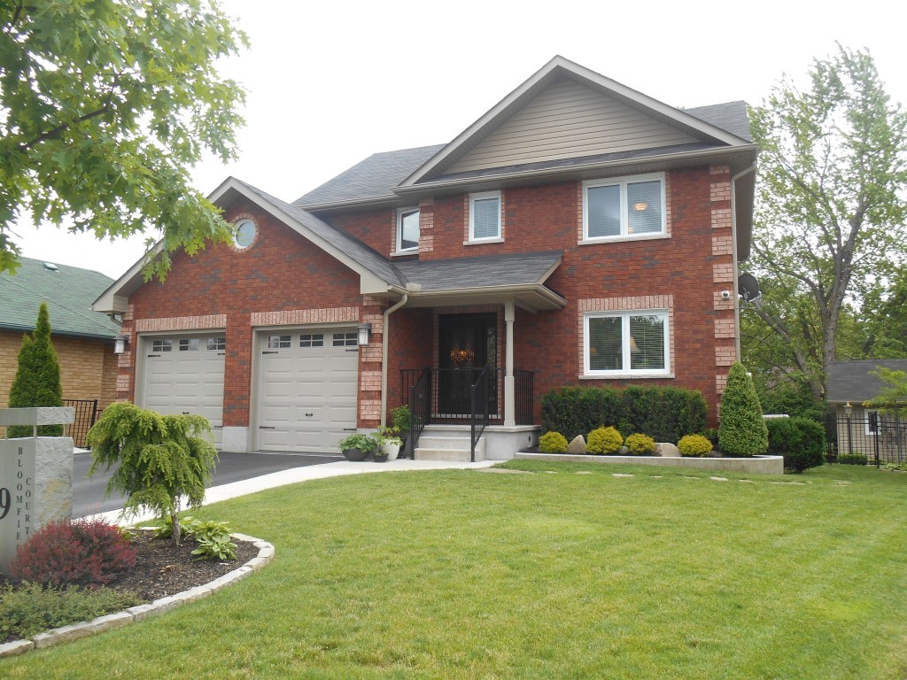 9 BLOOMFIELD CRT, Lakefield, Ontario (ID 284010087)