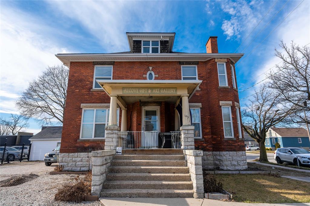 140 FRONT Street, Sarnia, Ontario (ID 24027172)