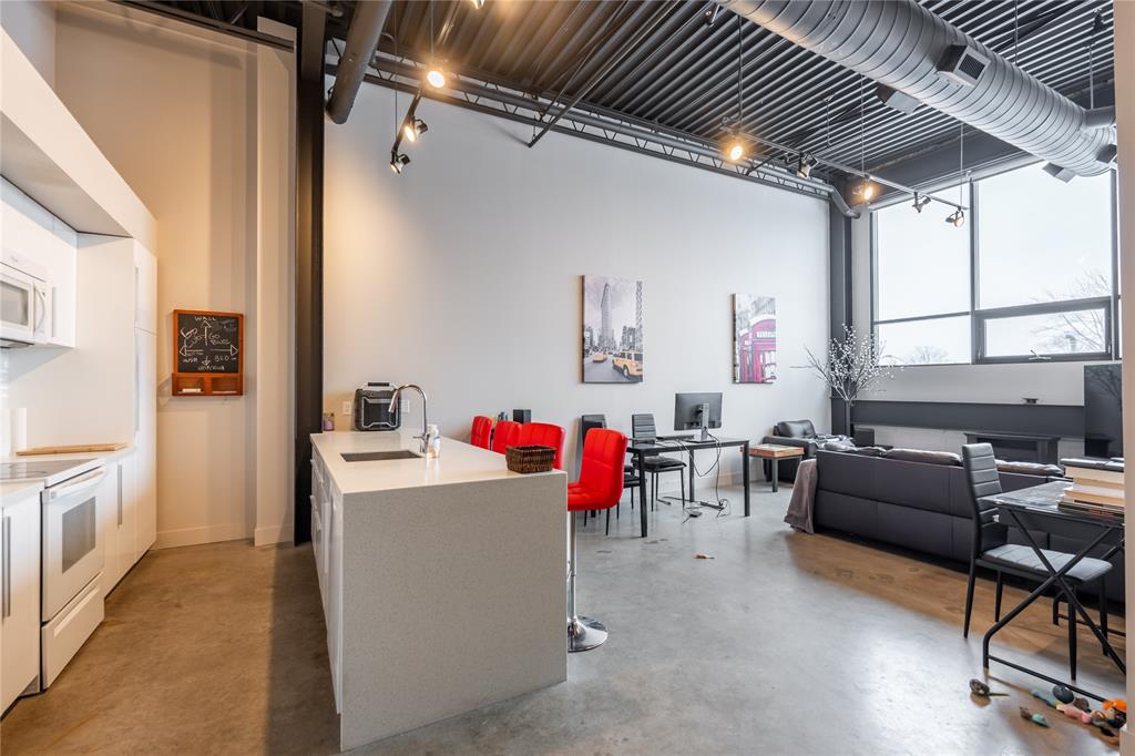 140 FRONT Street, Sarnia, Ontario (ID 24027172)