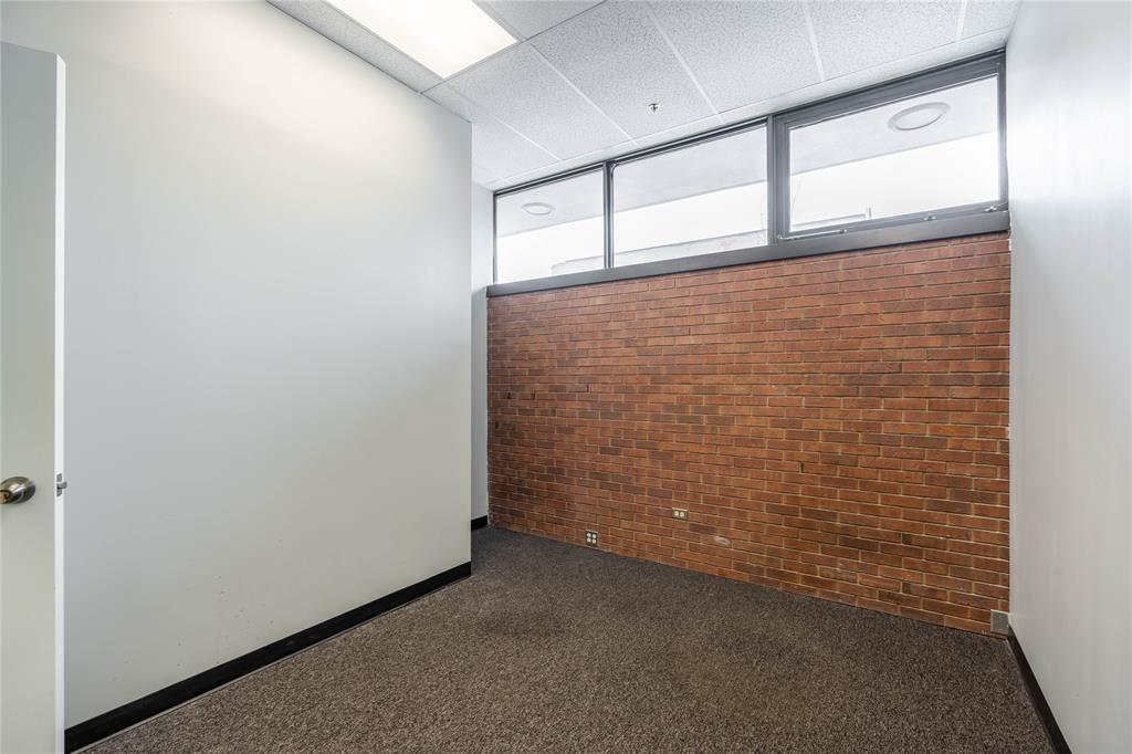 140 FRONT Street, Sarnia, Ontario (ID 24027172)