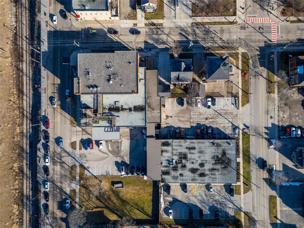 140 FRONT Street, Sarnia, Ontario (ID 24027172)