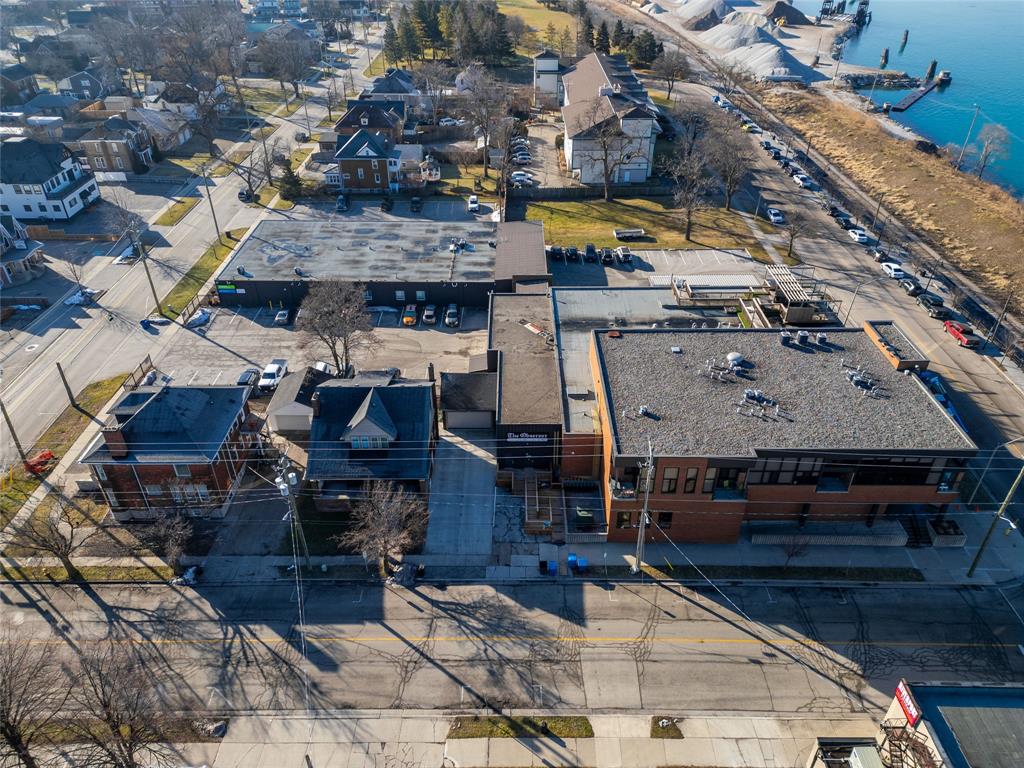 140 FRONT Street, Sarnia, Ontario (ID 24027172)