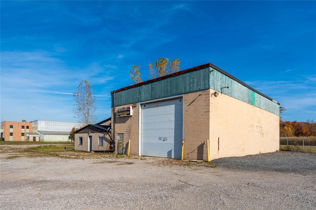 1330 Plank Road, Sarnia, Ontario (ID 25011499)