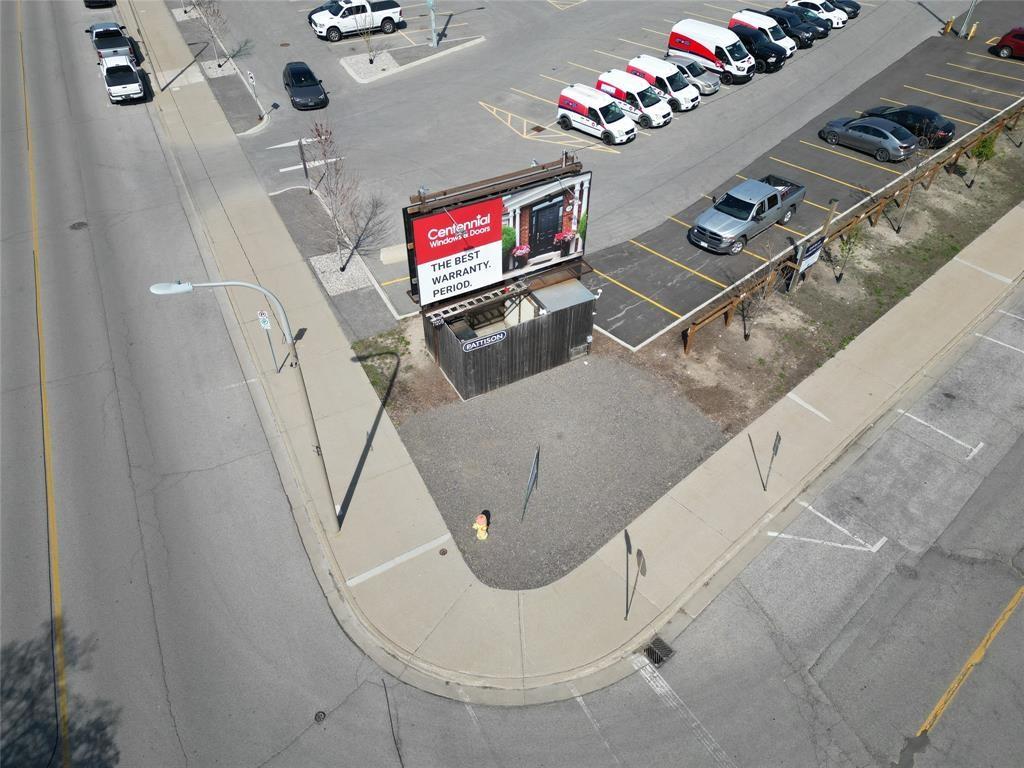 110 DAVIS Street, Sarnia, Ontario (ID 25015648)