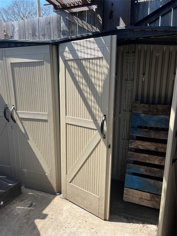 110 DAVIS Street, Sarnia, Ontario (ID 25015648)