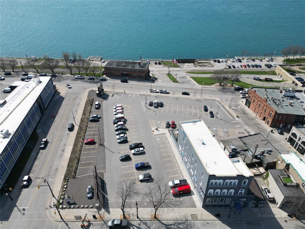 110 DAVIS Street, Sarnia, Ontario (ID 25015648)