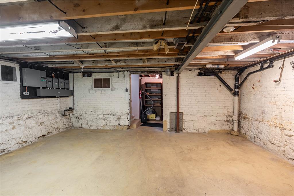 223 GEORGE Street, Sarnia, Ontario (ID 25015851)