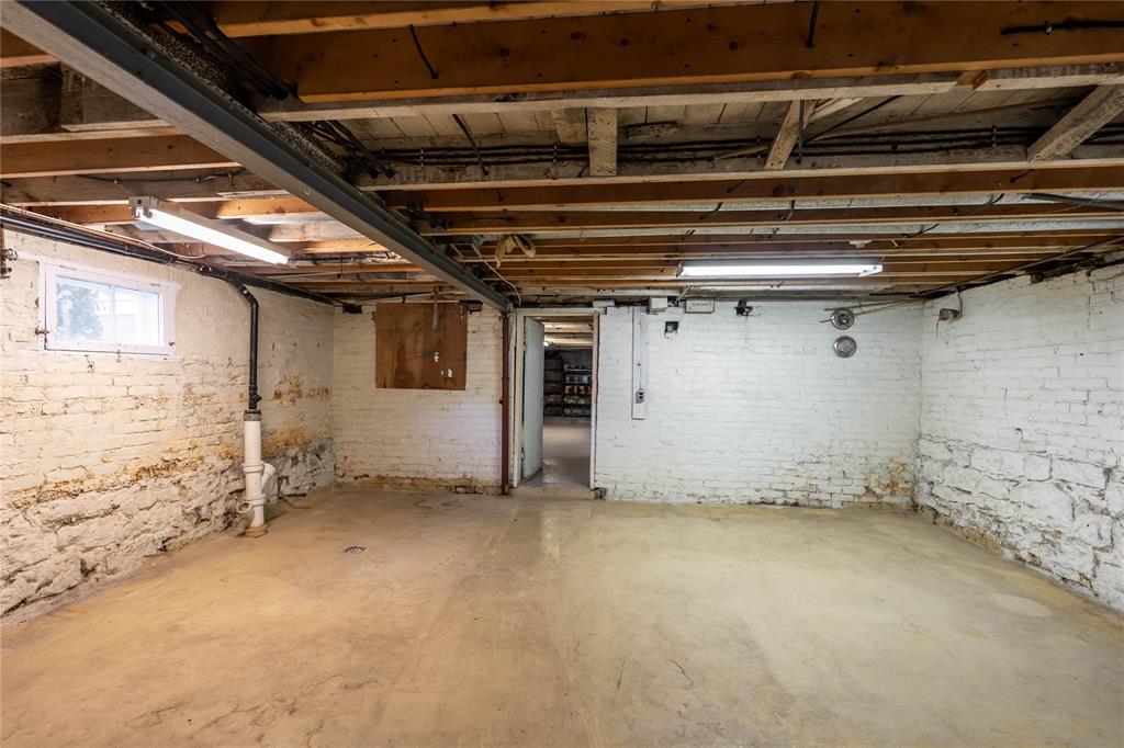 223 GEORGE Street, Sarnia, Ontario (ID 25015851)