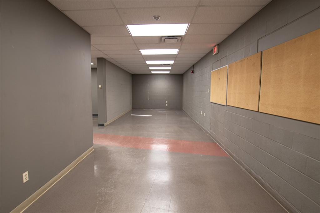 815 CONFEDERATION Street Unit# A,B,C,YARD, Sarnia, Ontario (ID 25018995)