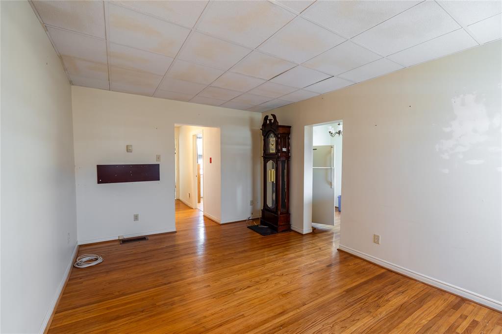 195/ 197 Euphemia Street, Sarnia, Ontario (ID 25021529)