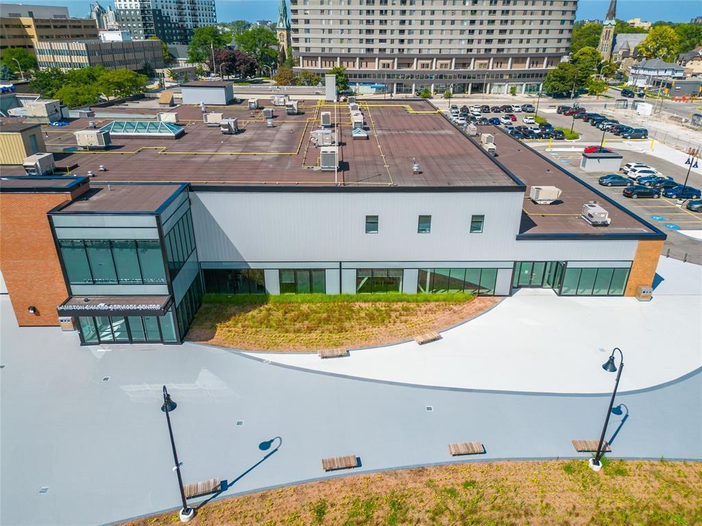 162 LOCHIEL Street Unit# 102, Sarnia, Ontario (ID 25022242)