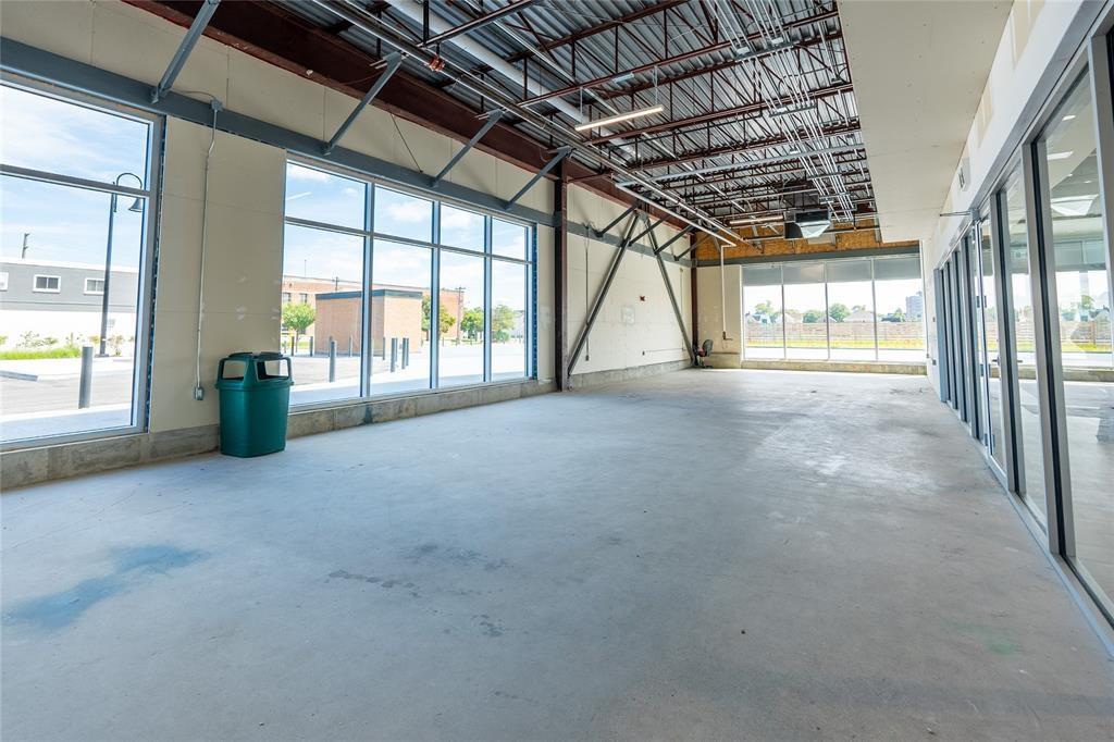 162 LOCHIEL Street Unit# 102, Sarnia, Ontario (ID 25022242)