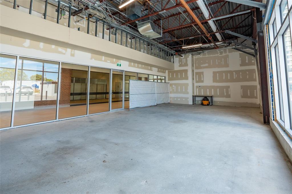 162 LOCHIEL Street Unit# 102, Sarnia, Ontario (ID 25022242)