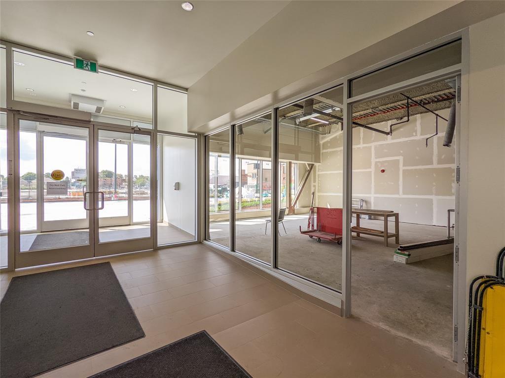 162 LOCHIEL Street Unit# 103, Sarnia, Ontario (ID 25022248)