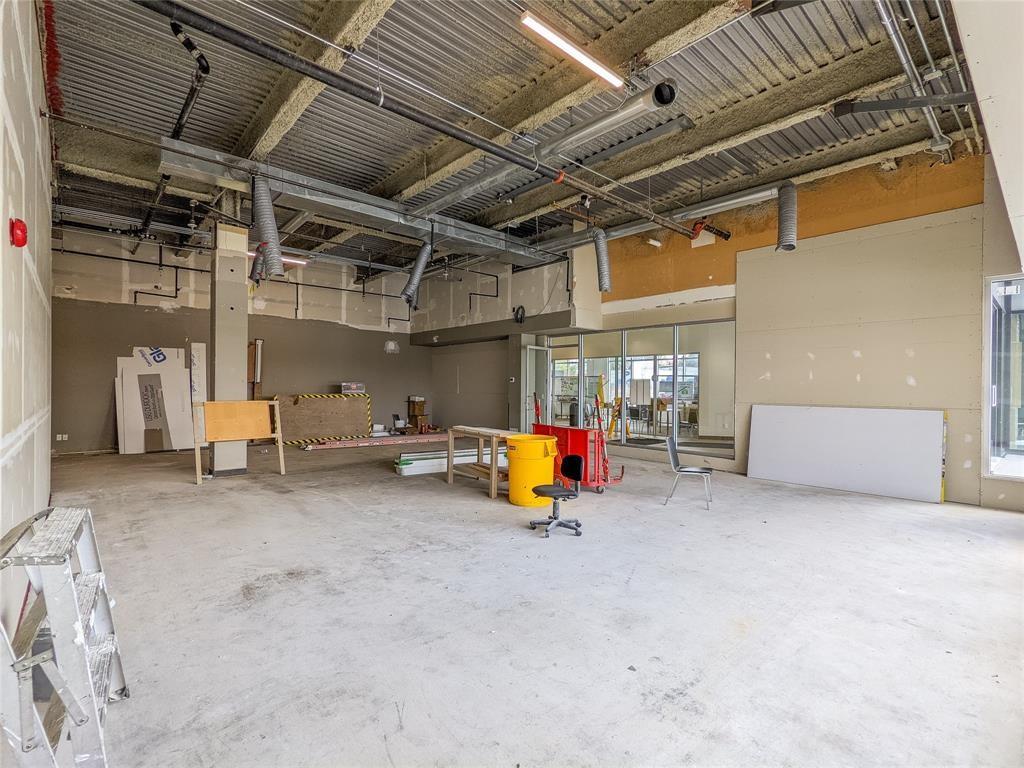 162 LOCHIEL Street Unit# 103, Sarnia, Ontario (ID 25022248)