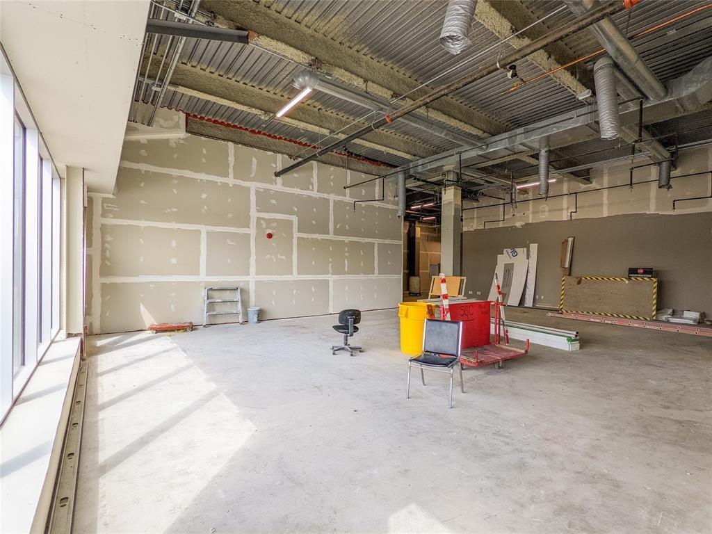 162 LOCHIEL Street Unit# 103, Sarnia, Ontario (ID 25022248)