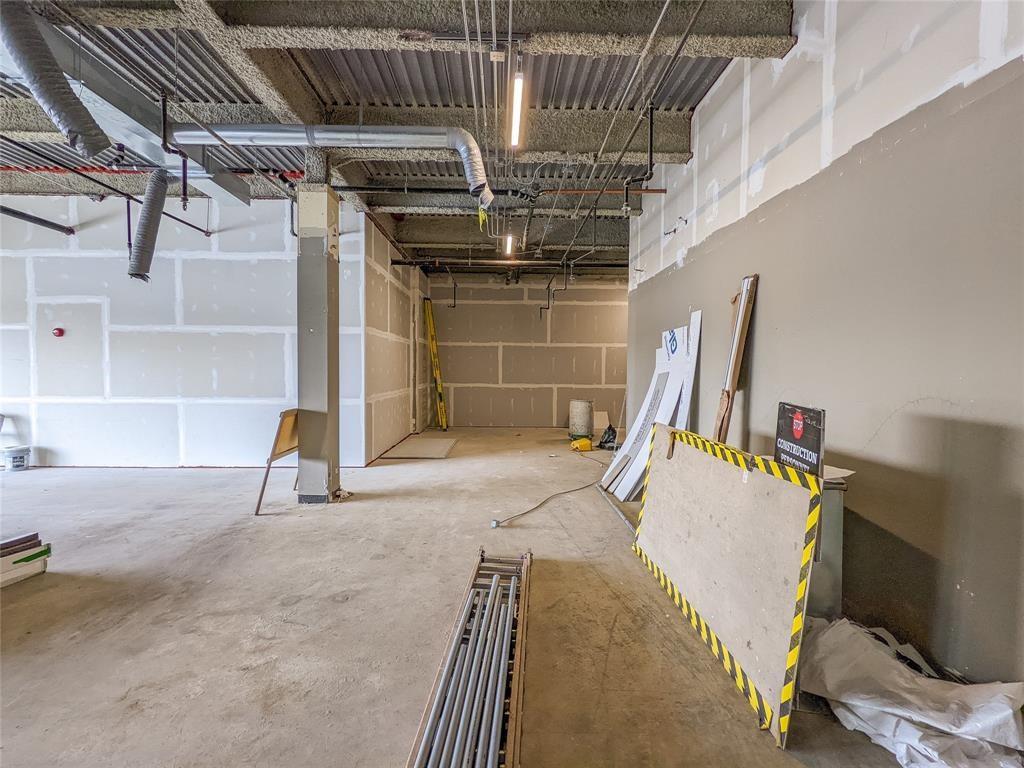 162 LOCHIEL Street Unit# 103, Sarnia, Ontario (ID 25022248)