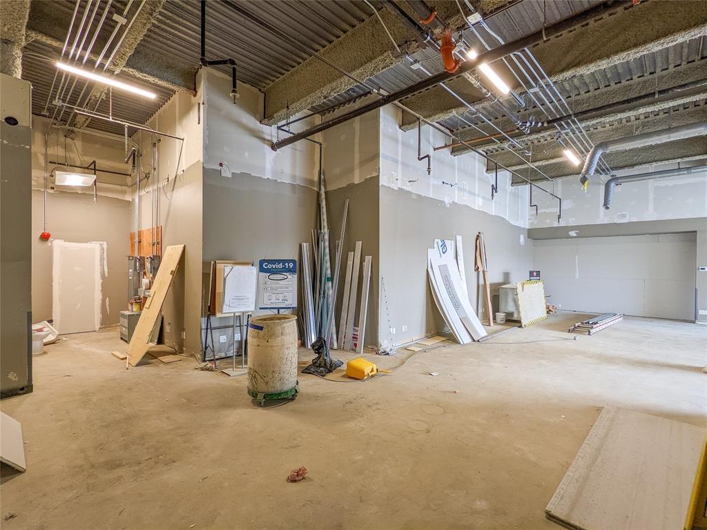 162 LOCHIEL Street Unit# 103, Sarnia, Ontario (ID 25022248)