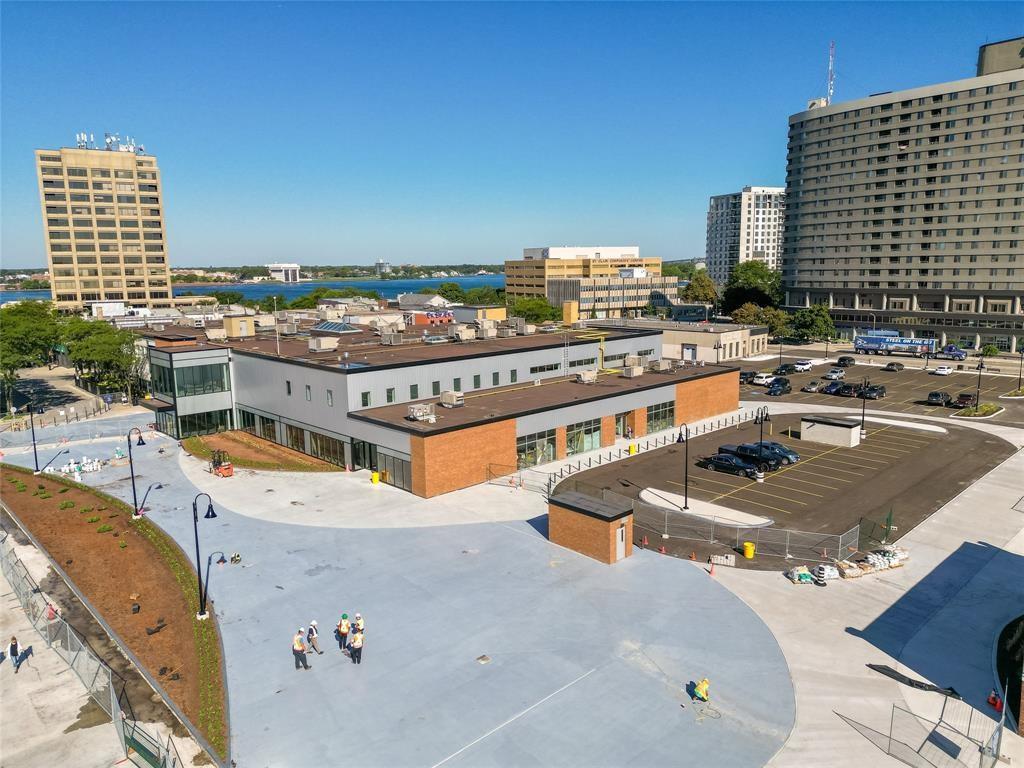 162 LOCHIEL Street Unit# 103, Sarnia, Ontario (ID 25022248)