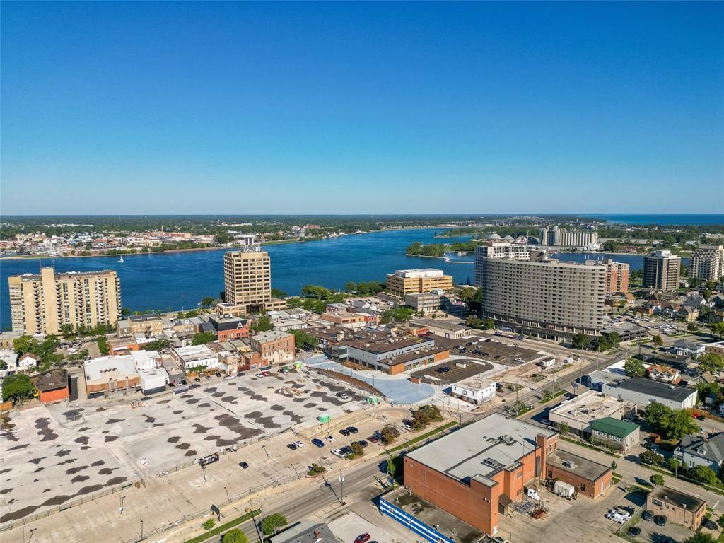 162 LOCHIEL Street Unit# 103, Sarnia, Ontario (ID 25022248)