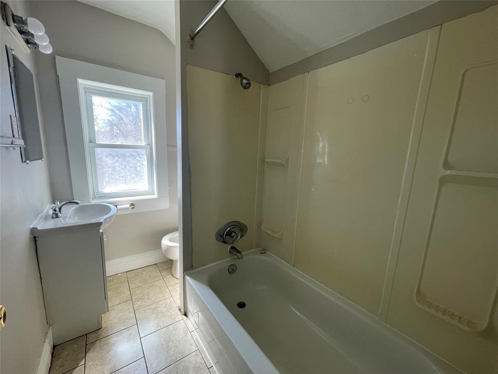 259 Maxwell Street, Sarnia, Ontario (ID 26005447)