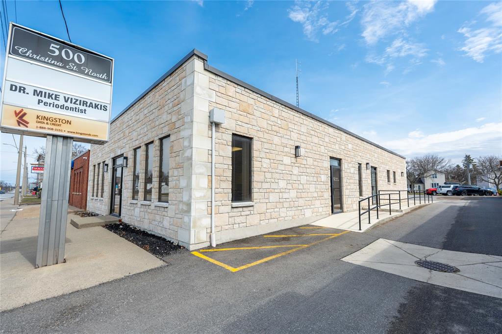 500 CHRISTINA Street, Sarnia, Ontario (ID 26007435)