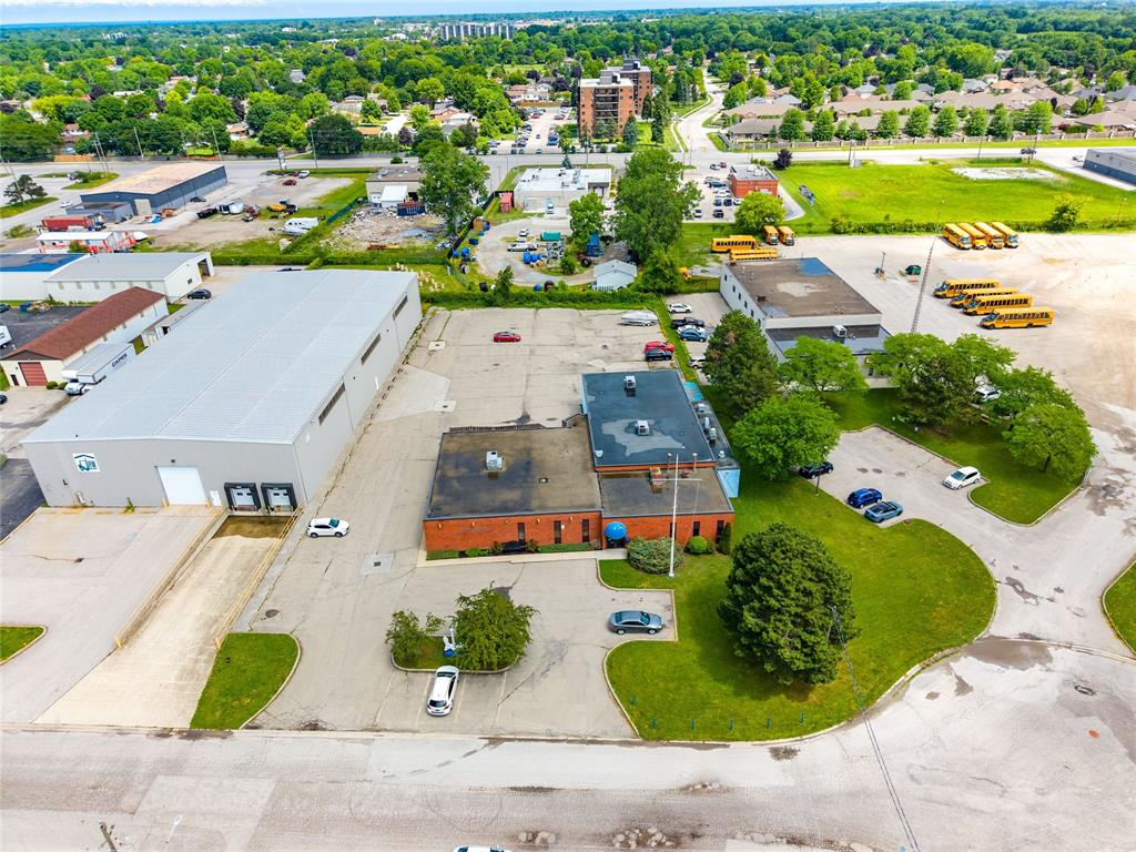 1420 LOUGAR Avenue, Sarnia, Ontario (ID 26014962)