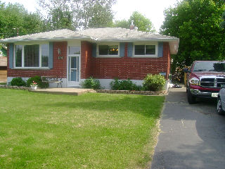 144 KIPLING CRT , Sudbury, Ontario (ID 072523)
