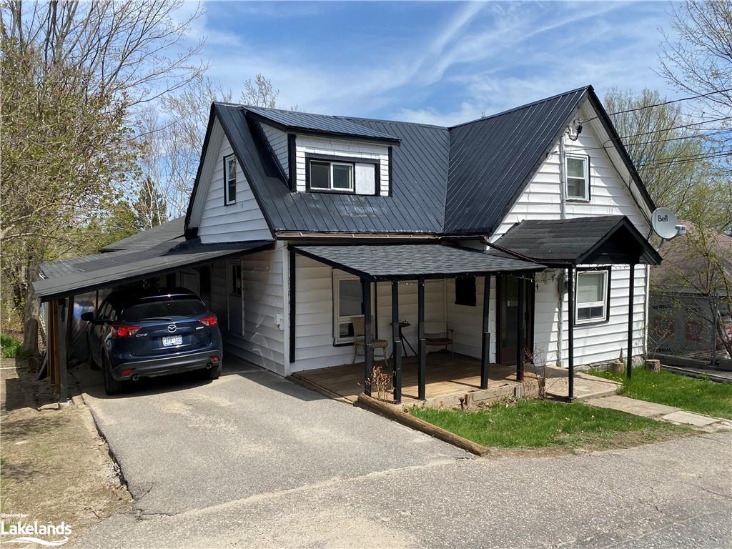 4 CORA Street E, Huntsville, Ontario (ID 40257304)