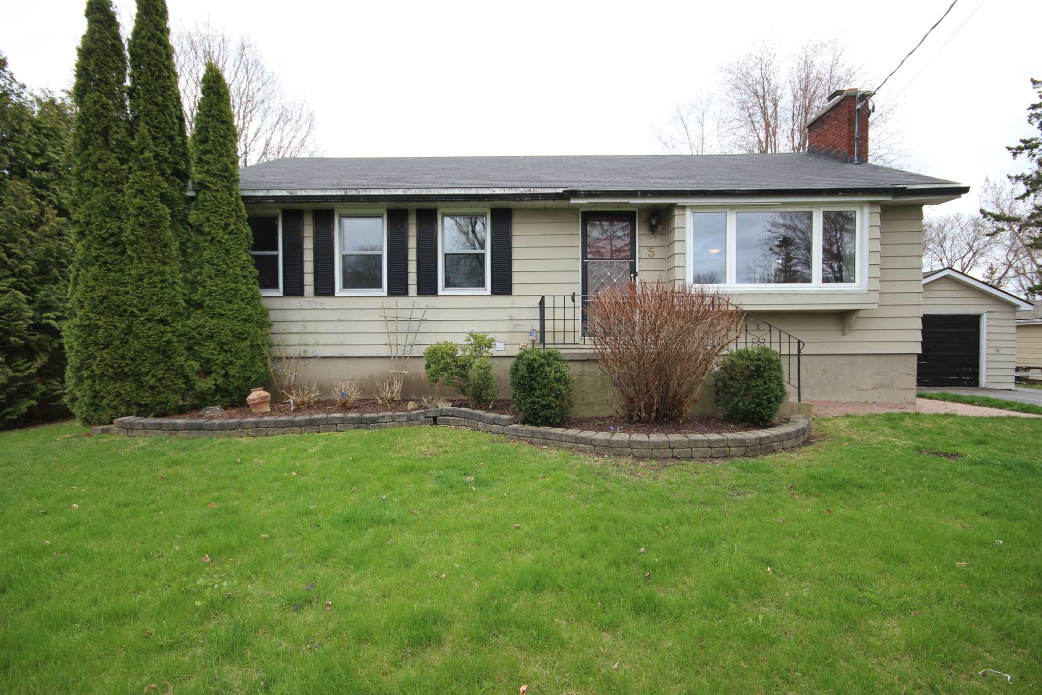 5 Dale Street, Kingston, Ontario (ID K20002225)