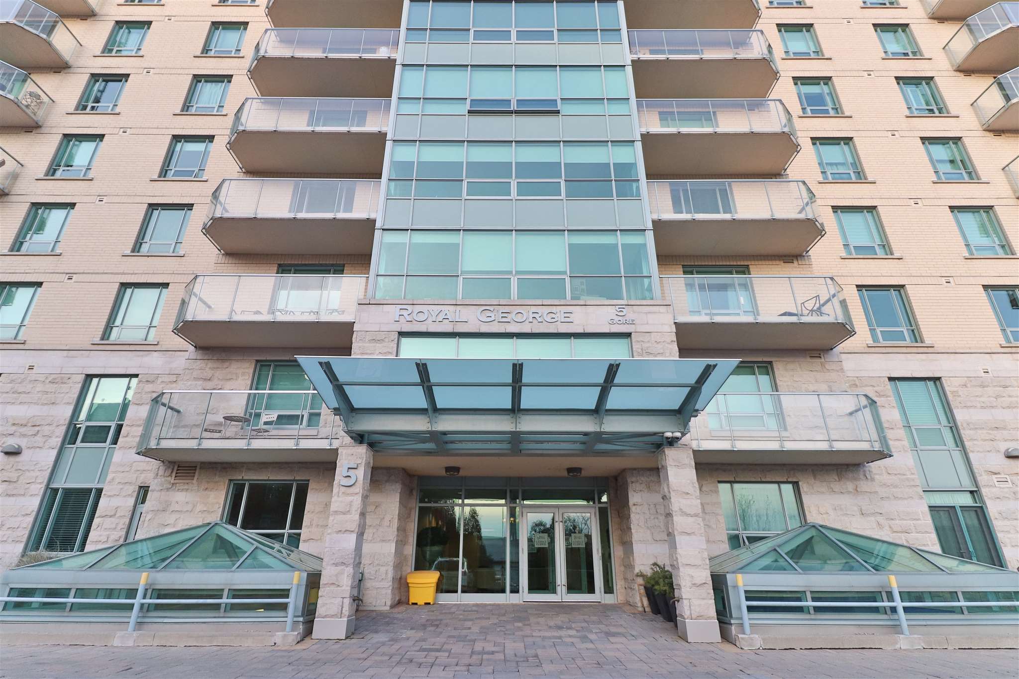 Unit# 205 5 Gore Street, Kingston, Ontario (ID K20006781)