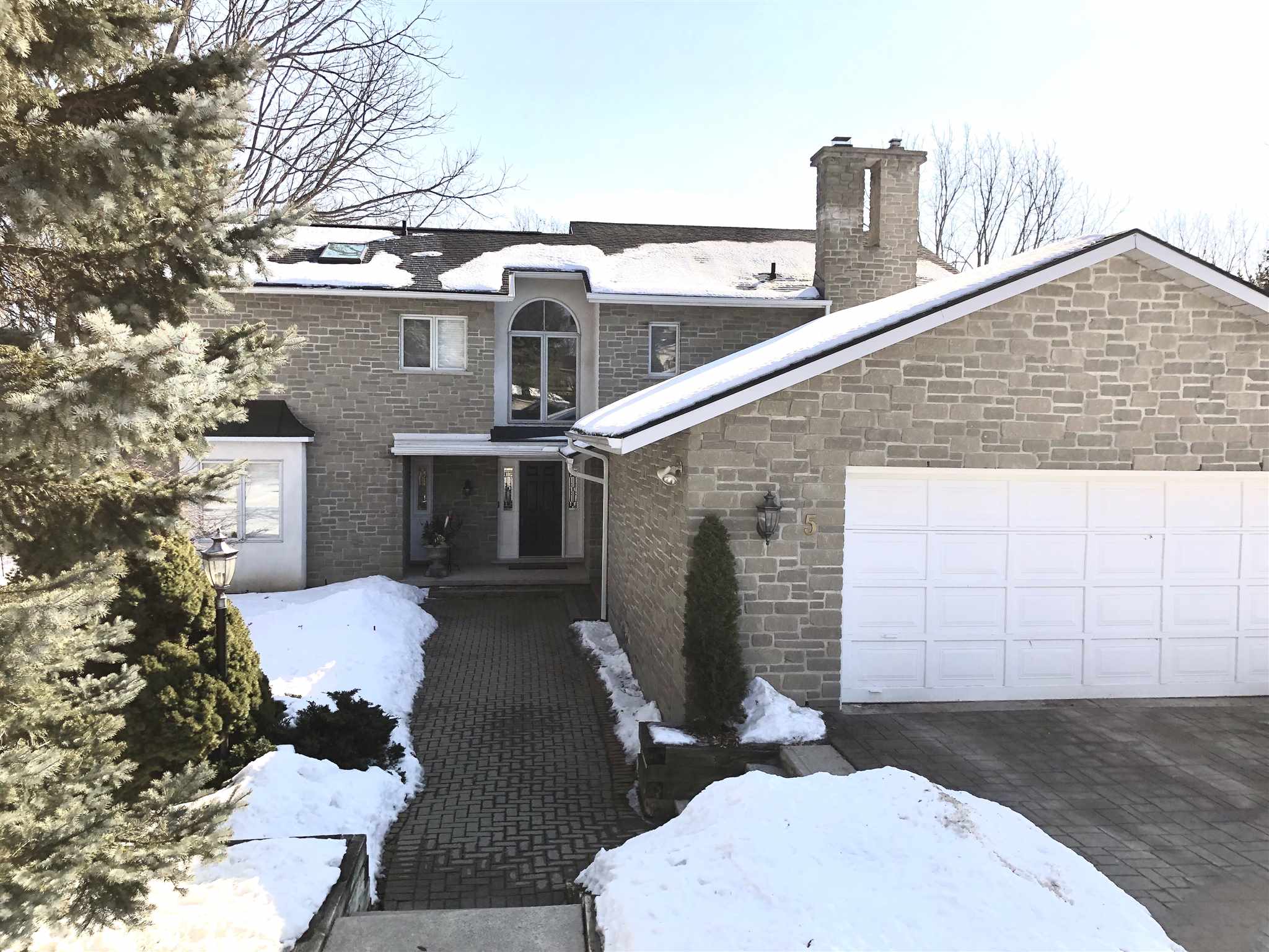 5 Concord Drive, Kingston, Ontario (ID K19007352)