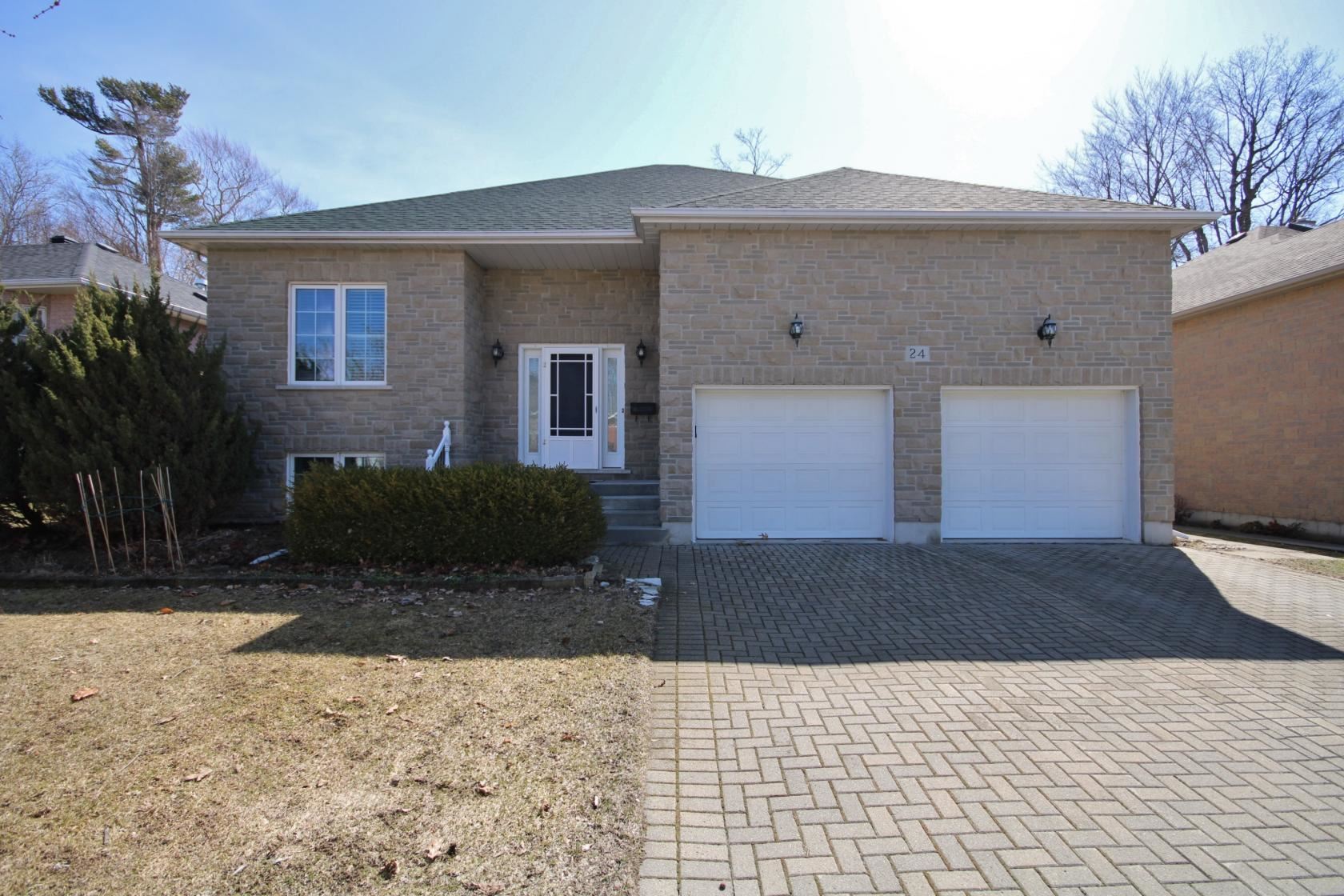 24 Kenwoods Circle, Kingston, Ontario (ID K21001687)