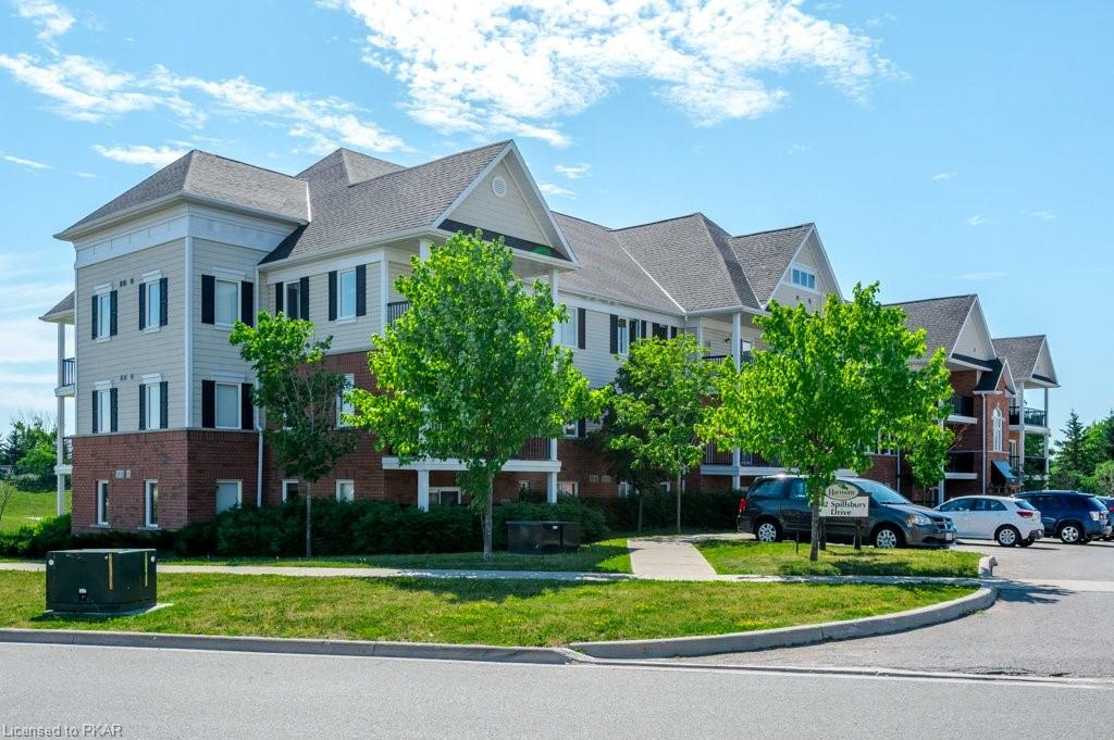312 SPILLSBURY Drive Unit# 204, Peterborough, Ontario (ID 273626)