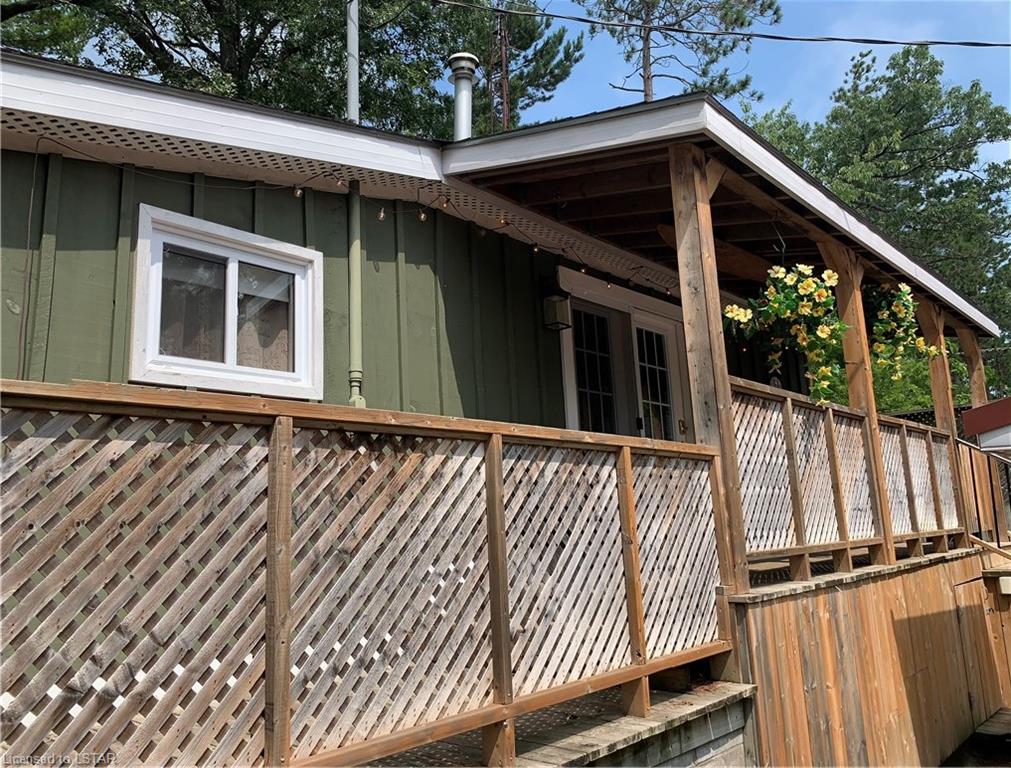 25B ELMWOOD Avenue, Grand Bend, Ontario (ID 278052)