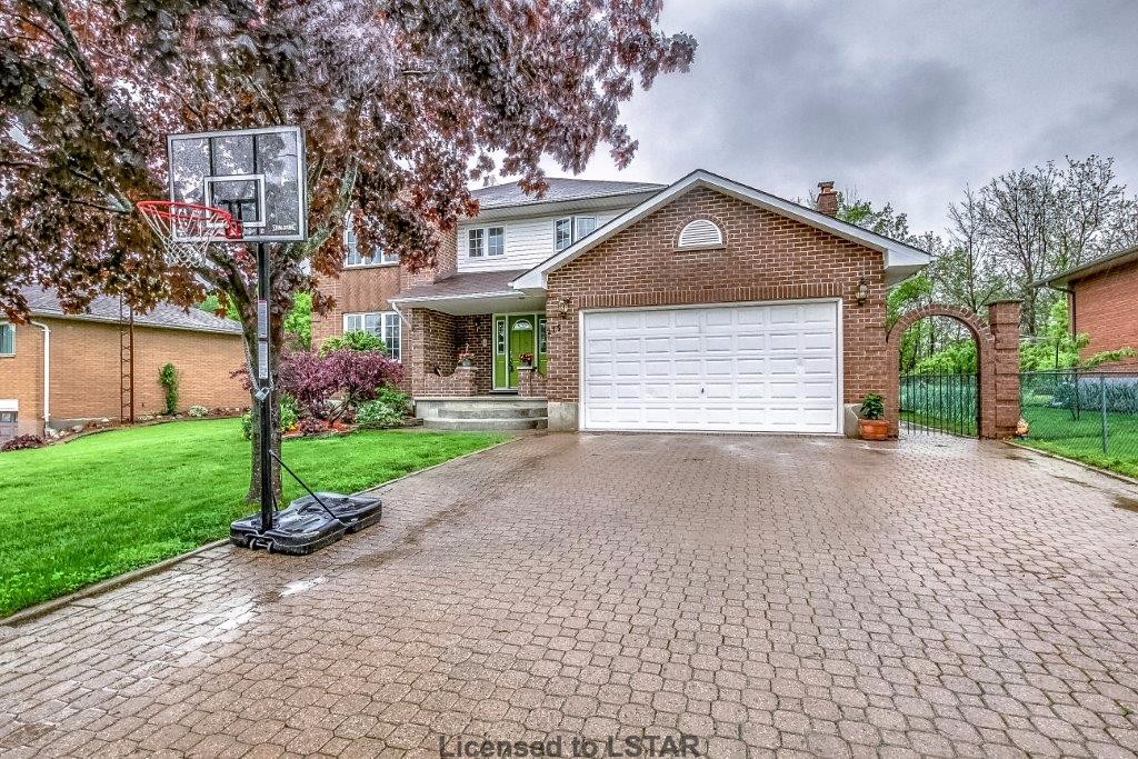 215 MUNROE ST, West Lorne, Ontario (ID 602676)