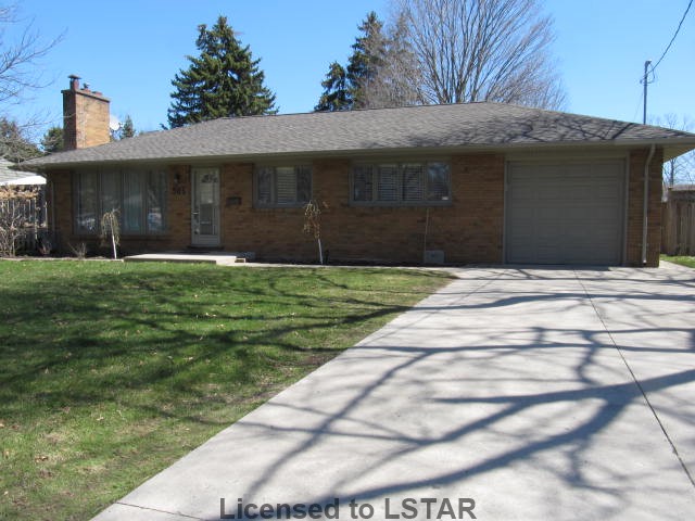 503 OAKRIDGE DR, London, Ontario (ID 580385)