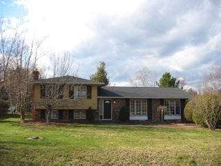 121 KING RICHARD DR, Quispamsis, New Brunswick (ID SJ101655)