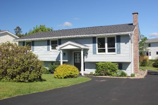 83 SANDALWOOD CRESCENT, Saint John, New Brunswick (ID SJ145210)