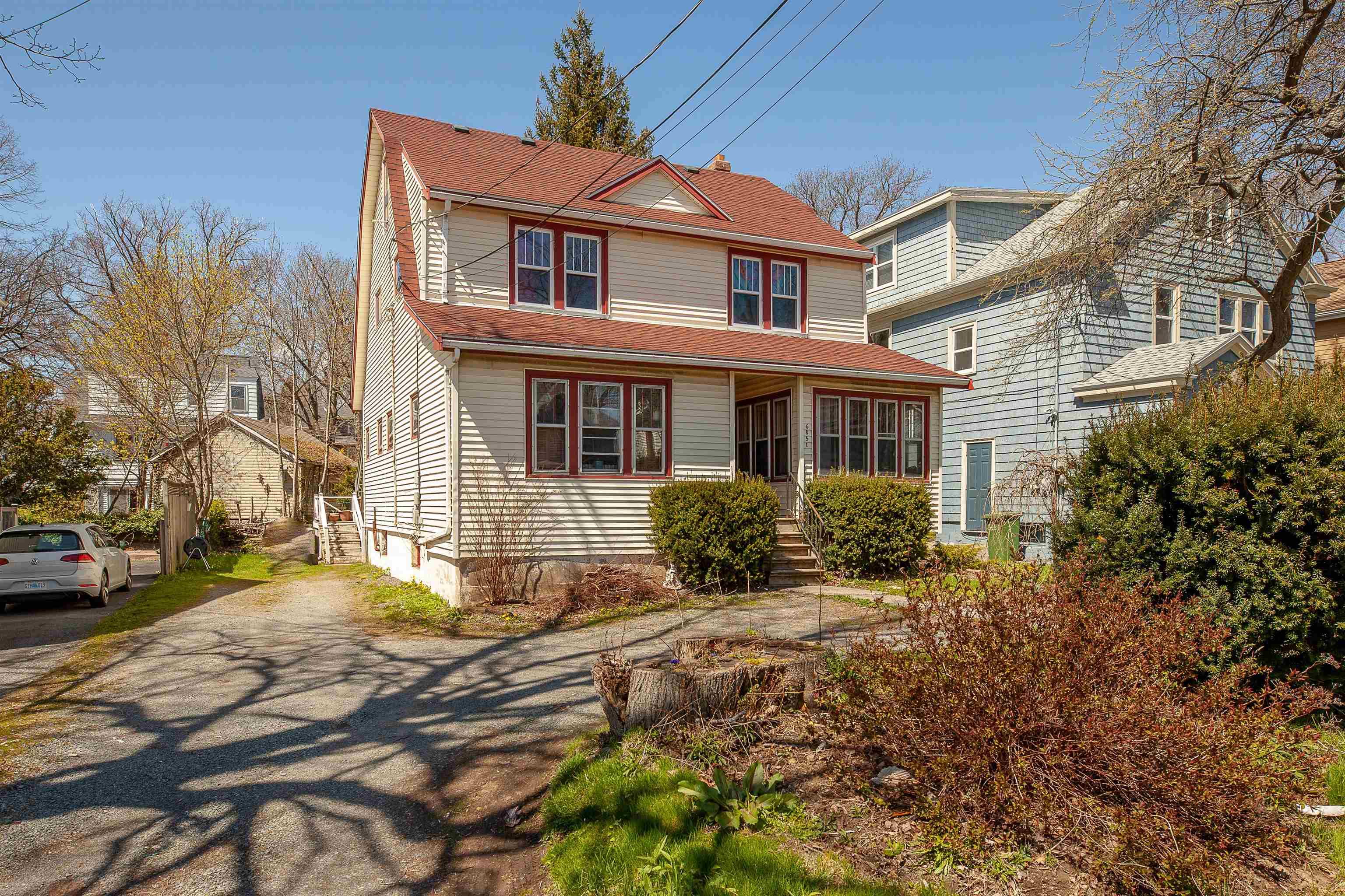 6851 Quinpool Road, Halifax, Nova Scotia (ID 202210229)