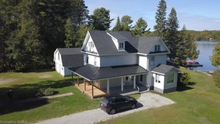1343 Kashagawigamog Lake Road, Haliburton, Ontario (ID 40028023)