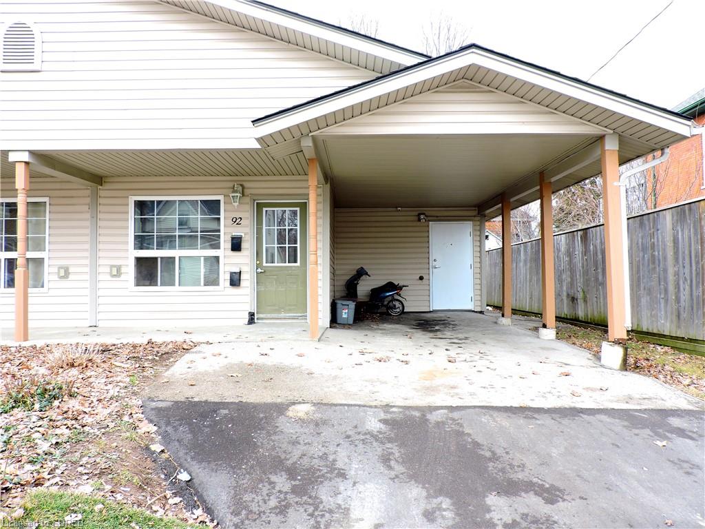92 KENT Street N, Simcoe, Ontario (ID 40072611)