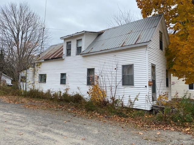 118 + 120 Greenwood Drive, Fredericton, New Brunswick (ID NB050930)