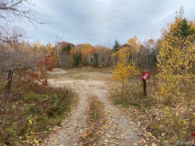 118 & 120 Greenwood Drive, Fredericton, New Brunswick (ID NB053303)