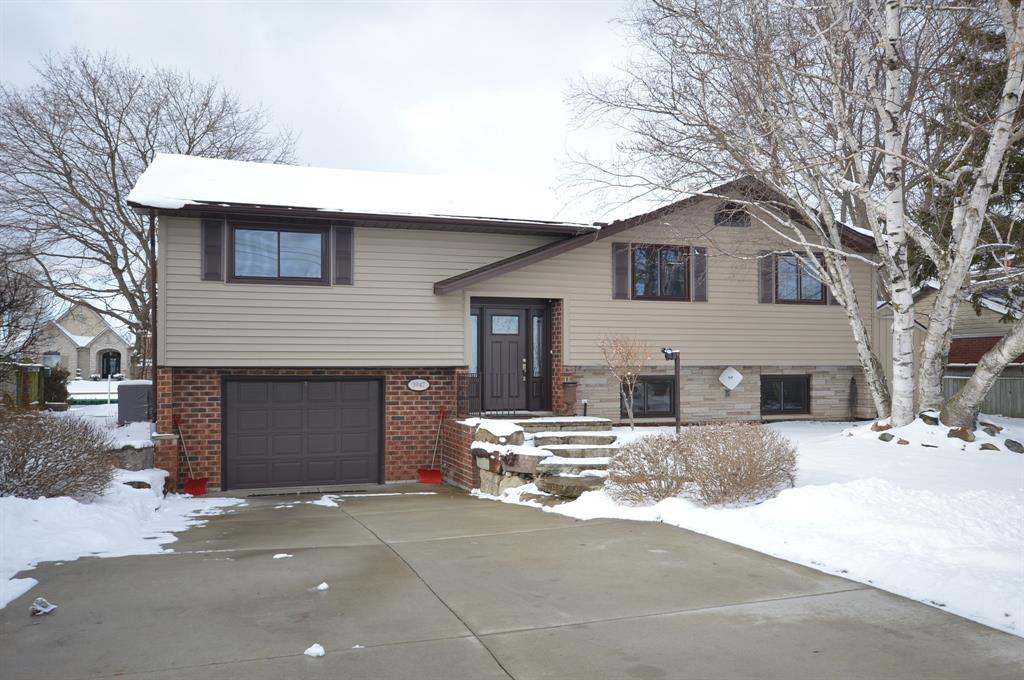 3947 LEELAND Drive, Port Lambton, Ontario (ID 20001630)
