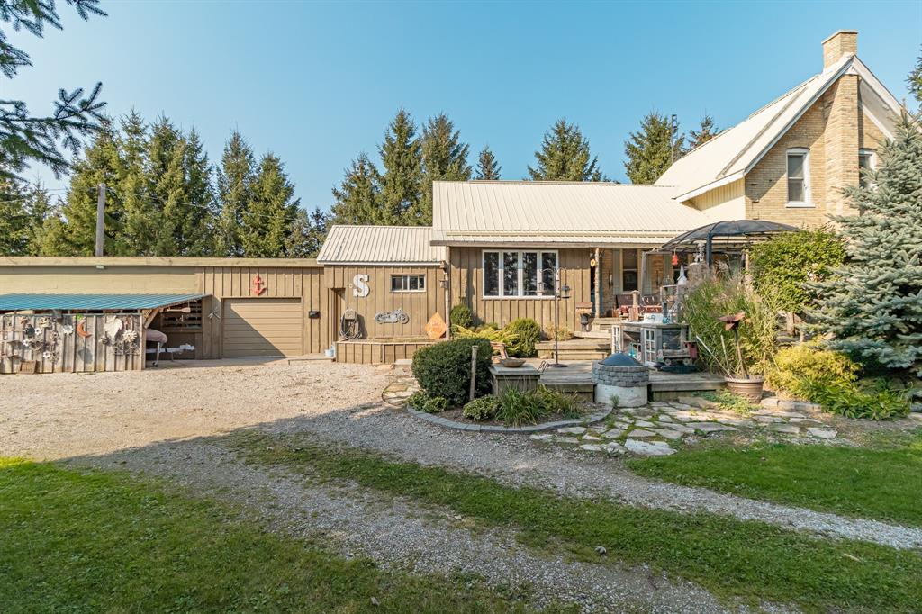 9245 IPPERWASH Road, Lambton Shores, Ontario (ID 20013782)