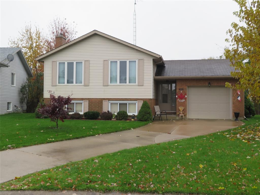 4091 JUNIPER Crescent, Petrolia, Ontario (ID 18009887)